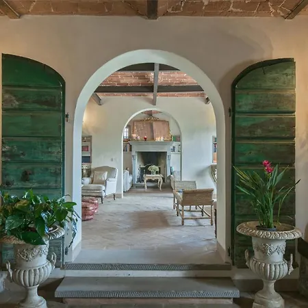 Colleluna Villa