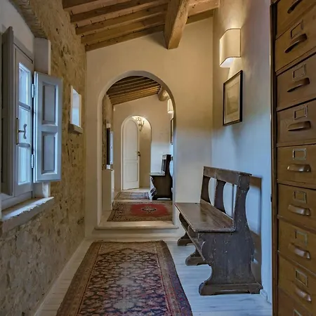Colleluna Villa